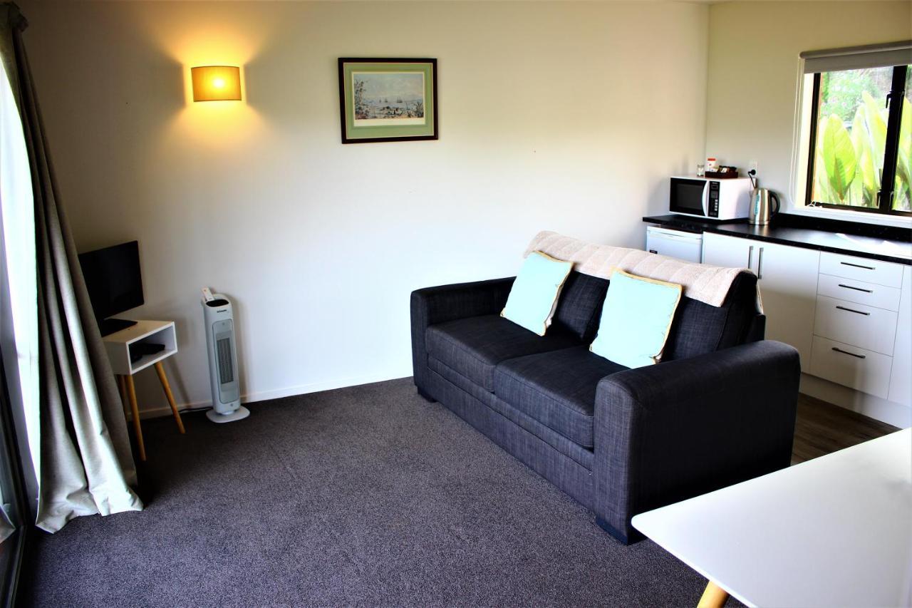 Duvauchelle Seaside Motel Eksteriør billede