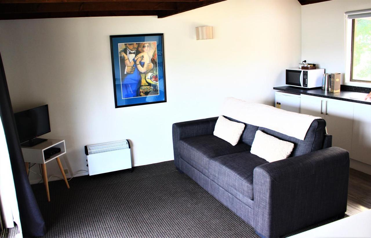 Duvauchelle Seaside Motel Eksteriør billede
